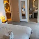 White Luxury Tríkala