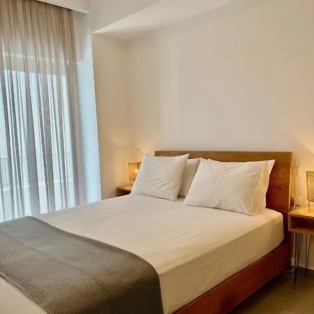 White Luxury Tríkala