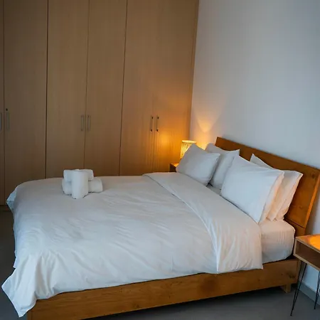 White Luxury * Tríkala