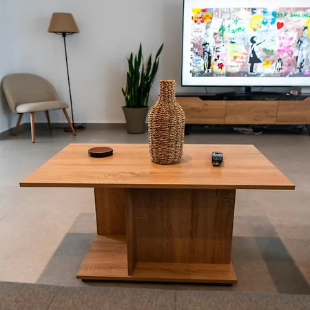 アパート White Luxury