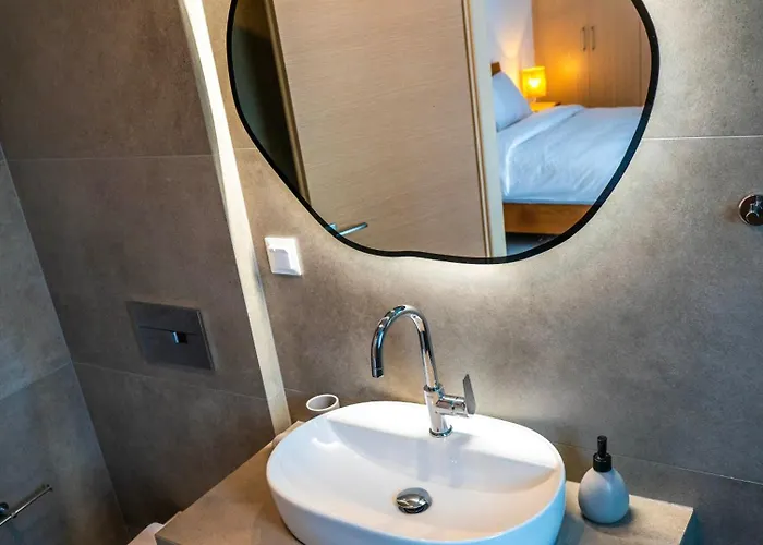 White Luxury Apartament