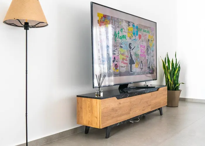 White Luxury Apartament