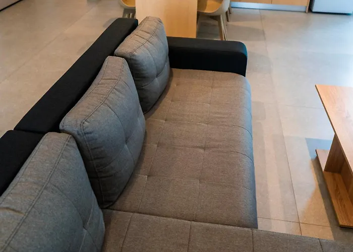 White Luxury Apartament Tríkala